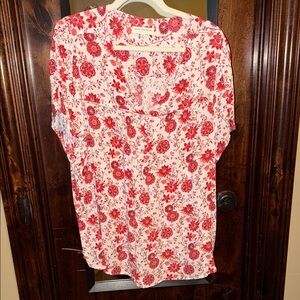 Skies Are Blue White Tunic with Red Floral Print